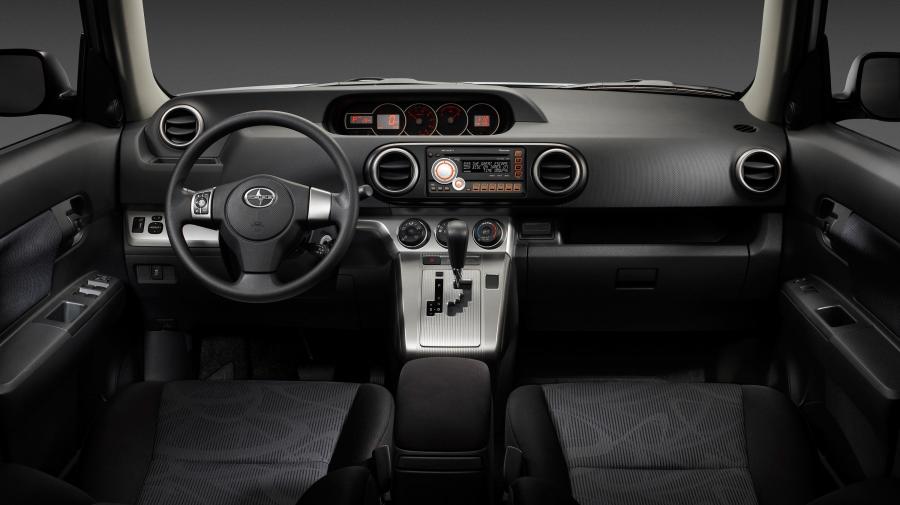  Scion xB 2011 года  (фото 47 из 58)
